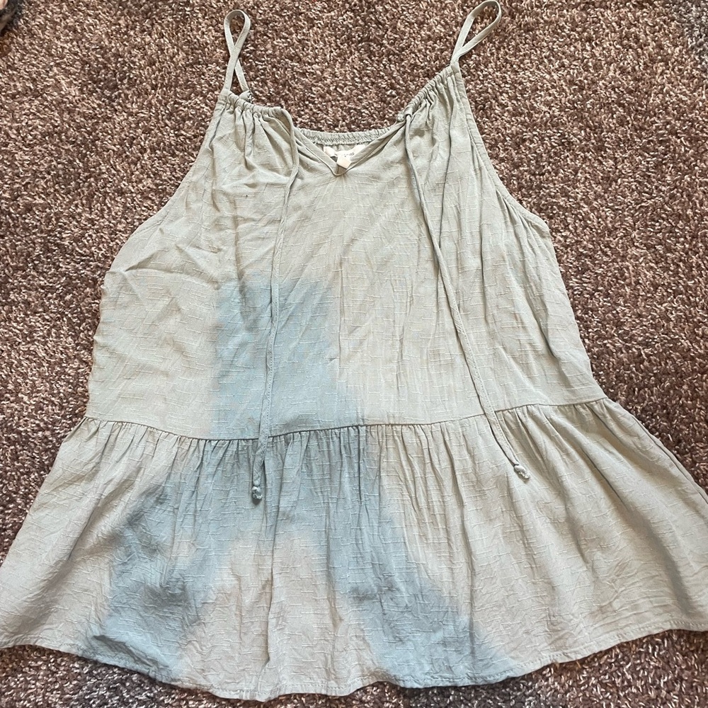 Maurice’s shirt